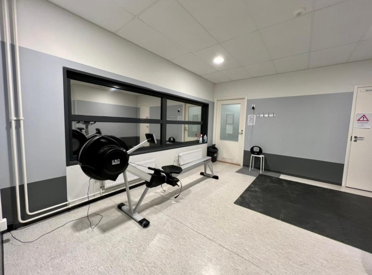 Suite - King Size Bed - Gym&Wifi - Indoor Parking 로바니에미 외부 사진